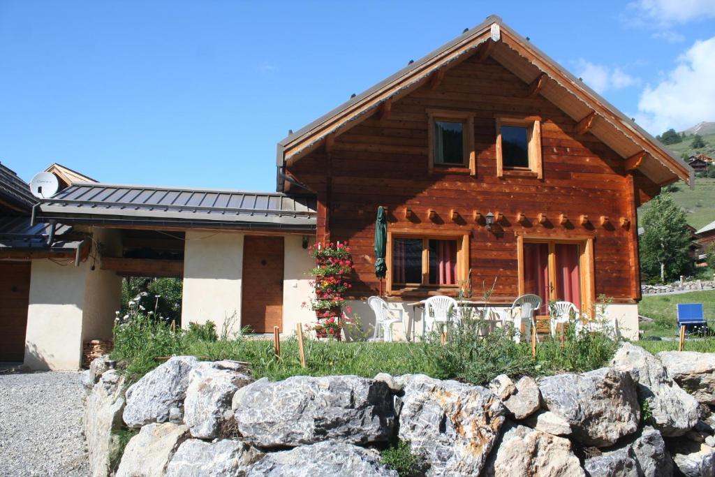 Le Chalet Du Queyras And Spa Molines-en-Queyras Exterior photo